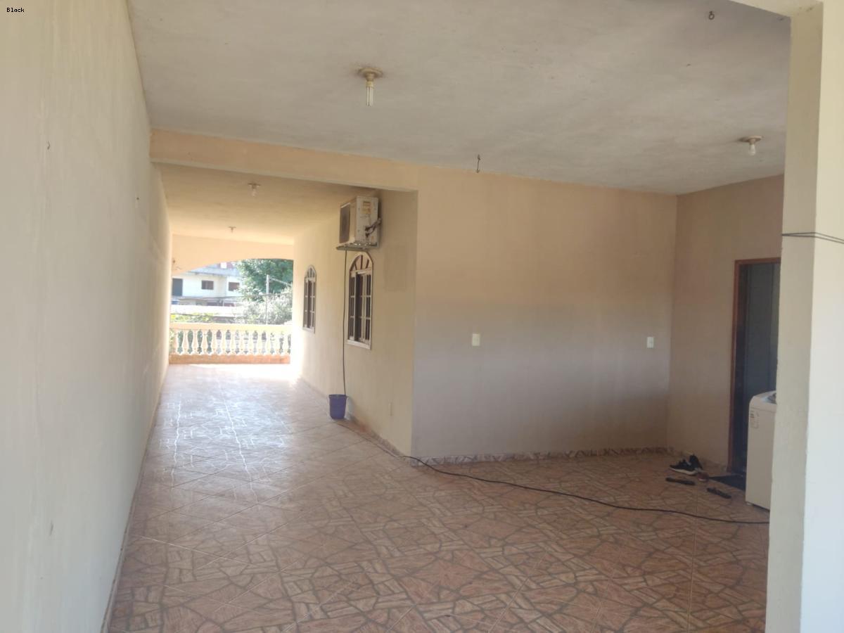 Casa à venda com 5 quartos, 250m² - Foto 8