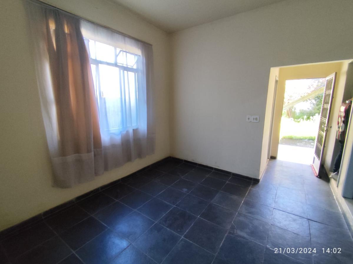 Casa à venda com 4 quartos, 300m² - Foto 26