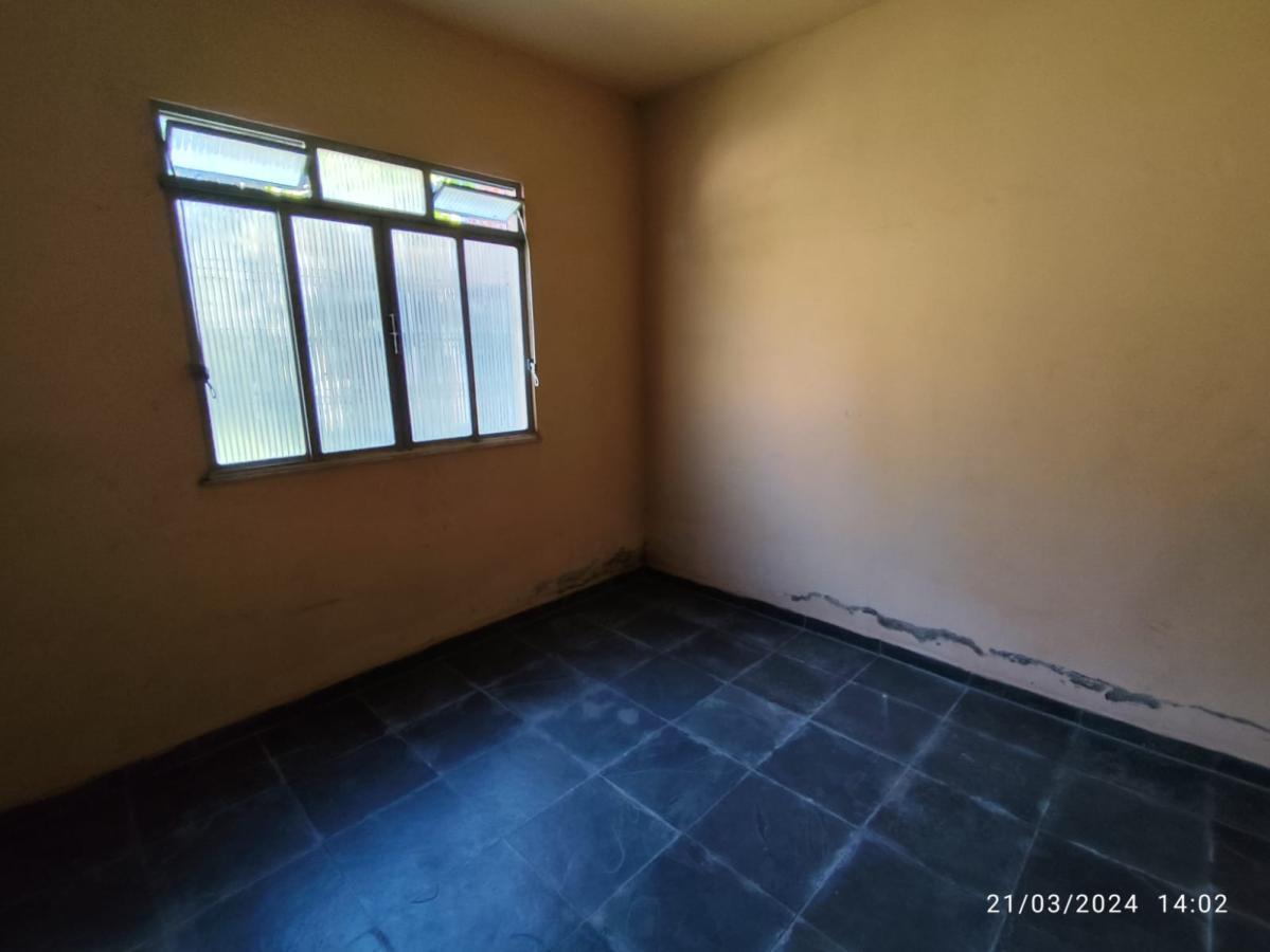 Casa à venda com 4 quartos, 300m² - Foto 27