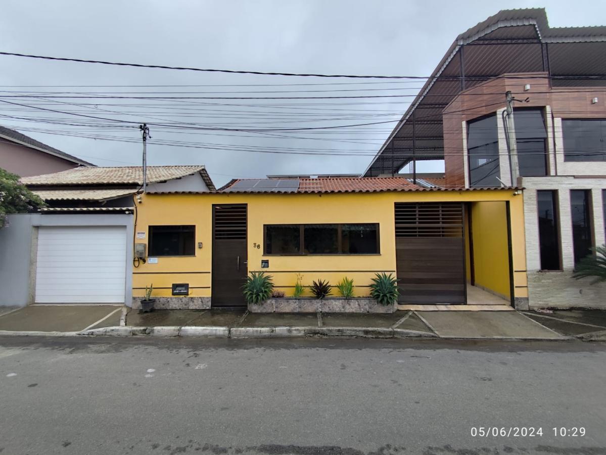 Casa à venda com 4 quartos, 250m² - Foto 1