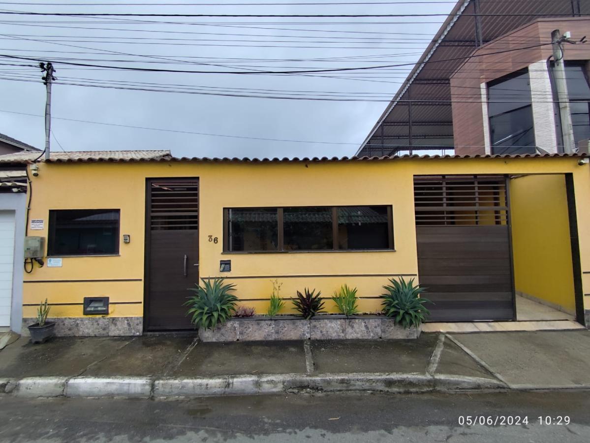 Casa à venda com 4 quartos, 250m² - Foto 2