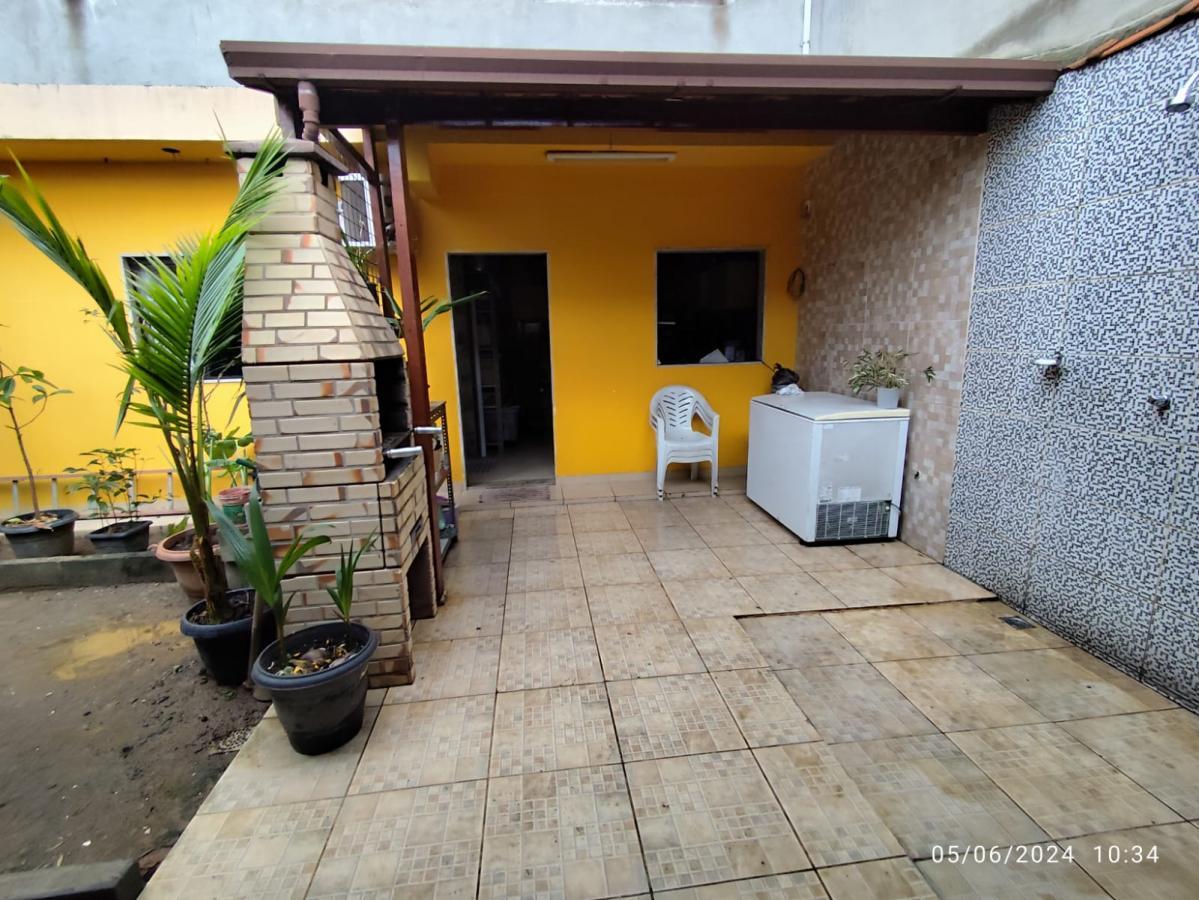 Casa à venda com 4 quartos, 250m² - Foto 12