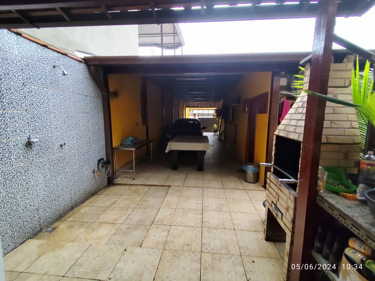 Casa à venda com 4 quartos, 250m² - Foto 15