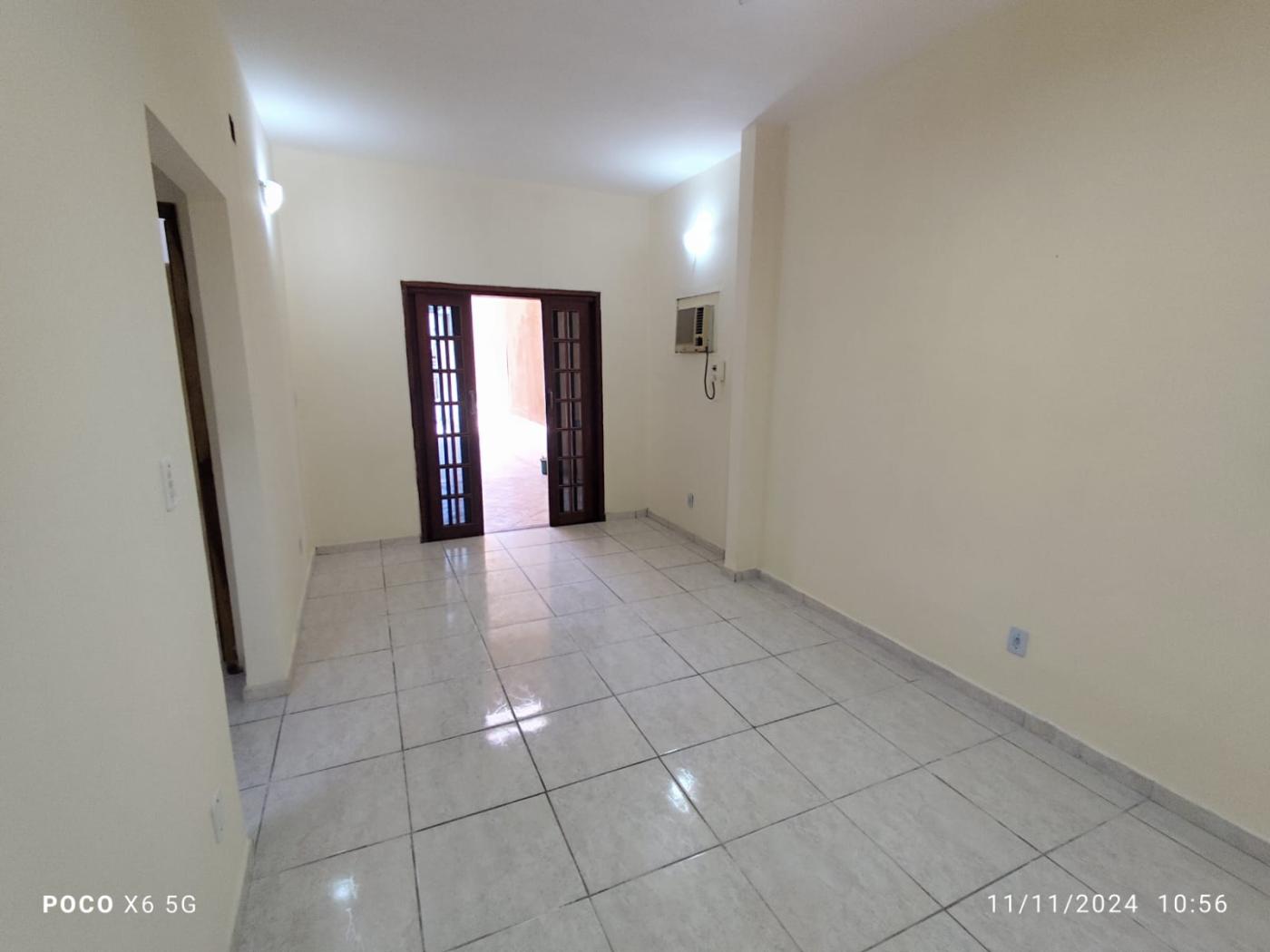 Casa à venda com 2 quartos, 146m² - Foto 12