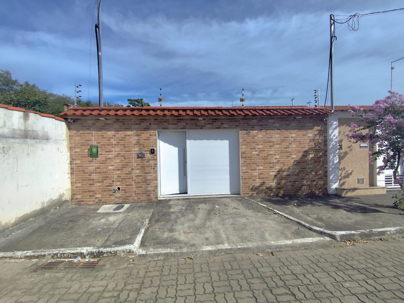 Casa à venda, 200m² - Foto 1