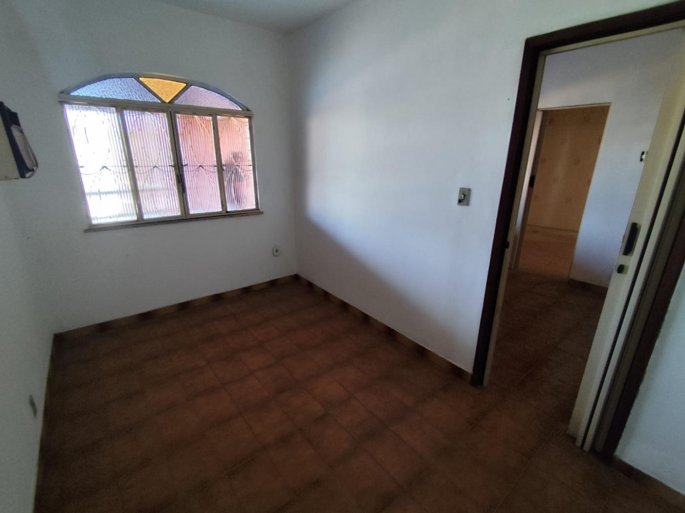 Casa à venda com 2 quartos, 338m² - Foto 27