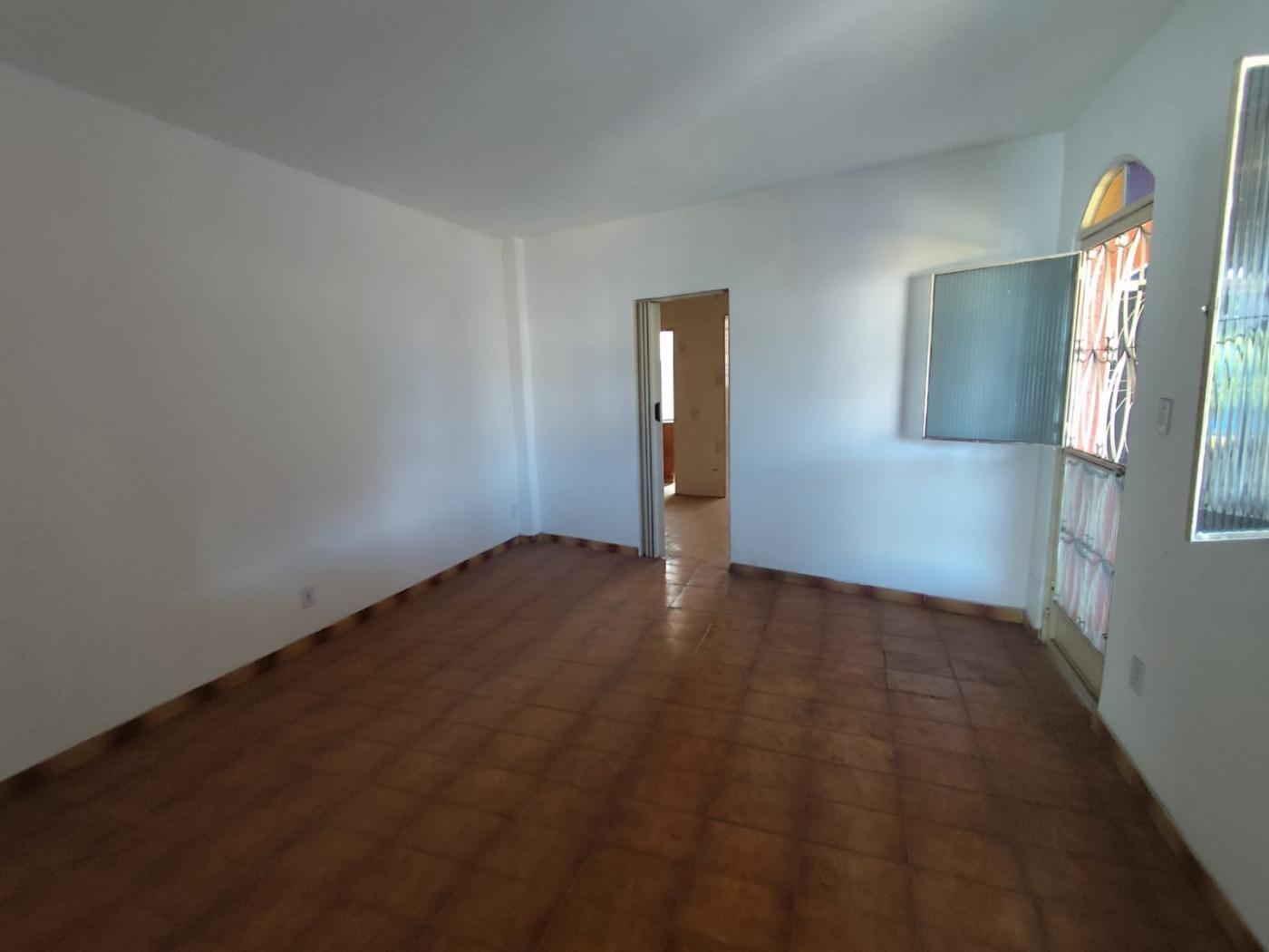 Casa à venda com 2 quartos, 338m² - Foto 30